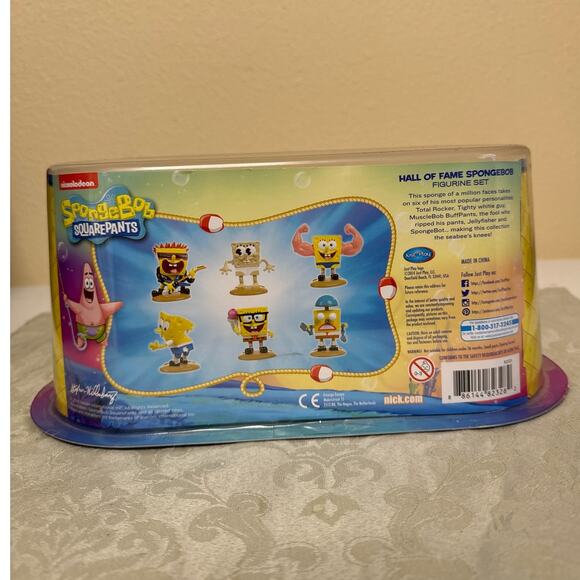 New Nickelodeon Hall of Fame SpongeBob Figurine Set SpongeBob SquarePants - Picture 2 of 4